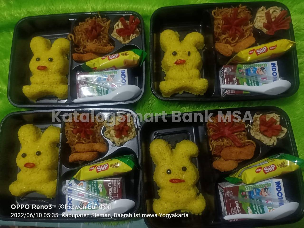 Bento nasi kuning